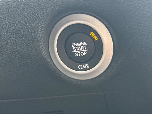 New 2026 Chrysler Pacifica Select image 20