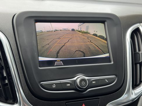 Certified 2020 Chevrolet Equinox LS w/ LS Convenience Package image 28