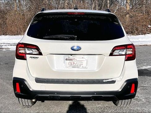 Used 2019 Subaru Outback 2.5i Touring w/ Popular Package #3A image 7