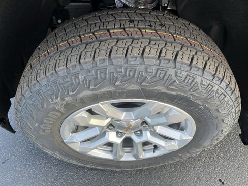 New 2026 Chevrolet Silverado 1500 LT image 28