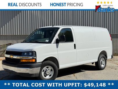 New 2025 Chevrolet Express 2500 Work Van w/ Driver Convenience Package