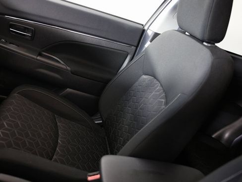 Used 2025 Mitsubishi Outlander Sport ES AWD/4WD image 26