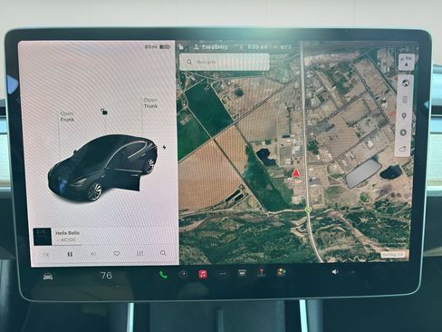 Used 2018 Tesla Model 3 Long Range AWD/4WD image 14