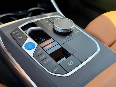 New 2026 BMW i4 eDrive40 w/ Premium Package RWD image 31