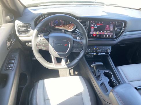 Used 2024 Dodge Durango GT RWD image 20