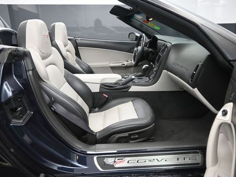 Used 2013 Chevrolet Corvette Grand Sport w/ 3LT Preferred Equipment Group RWD image 19