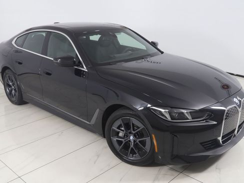 Used 2025 BMW i4 xDrive40i w/ Parking Assistance Package AWD/4WD image 18