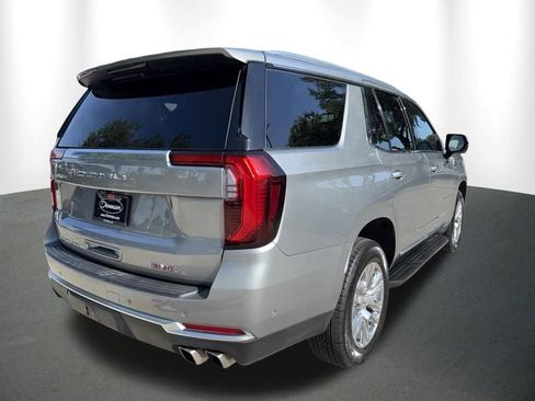 Used 2025 GMC Yukon Denali AWD/4WD image 18