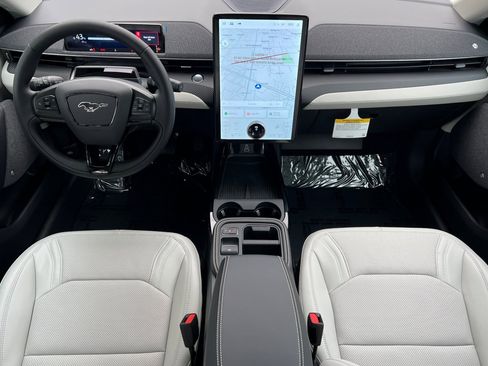 New 2025 Ford Mustang Mach-E Premium image 12