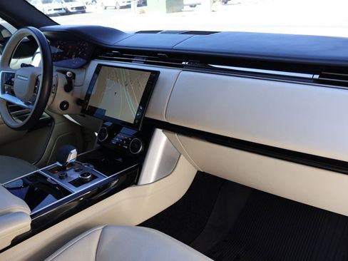 Used 2023 Land Rover Range Rover SE AWD/4WD image 28