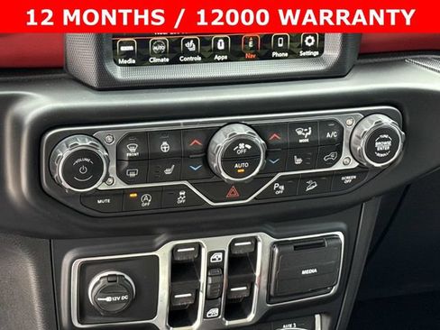 Used 2020 Jeep Wrangler Unlimited Rubicon w/ Dual Top Group AWD/4WD image 21