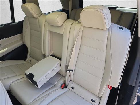 Used 2022 Mercedes-Benz GLS 450 4MATIC image 14