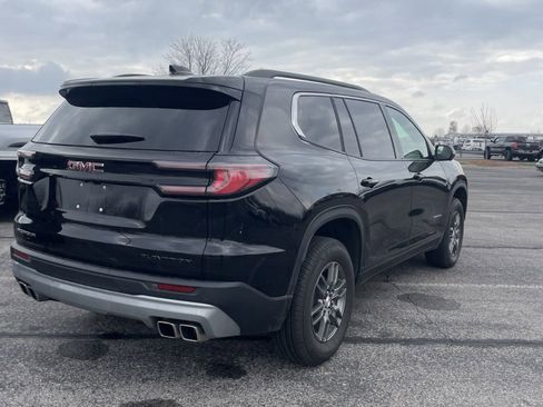 Used 2025 GMC Acadia Elevation image 7