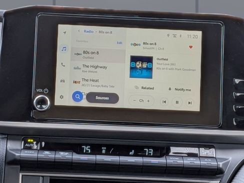 Used 2025 Toyota Camry SE image 44