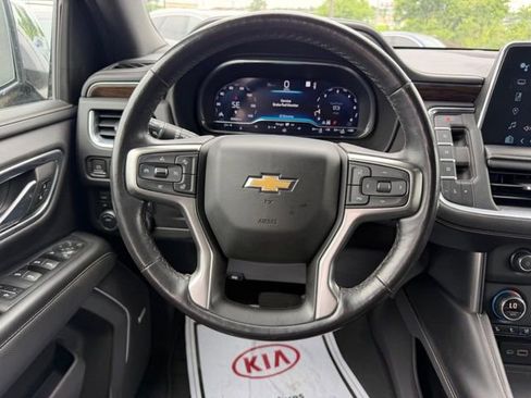 Used 2022 Chevrolet Suburban Premier AWD/4WD image 11