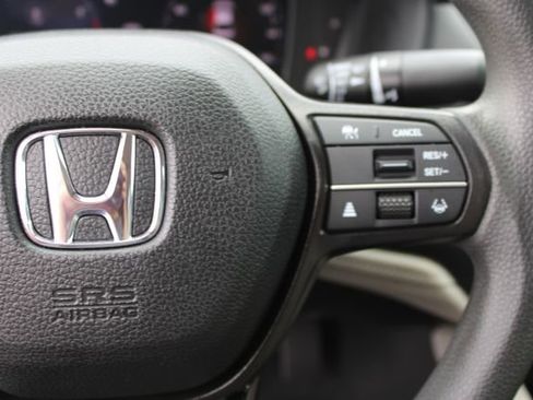 Used 2023 Honda Accord EX image 19