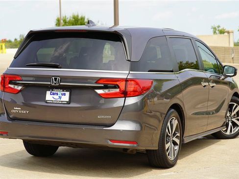 Used 2021 Honda Odyssey Touring image 5