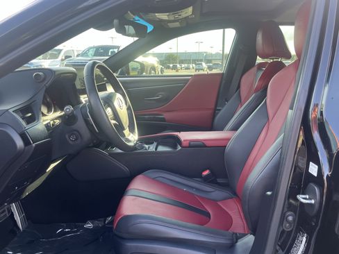 Used 2024 Lexus ES 350 F Sport w/ Accessory Package (Z2) FWD image 32