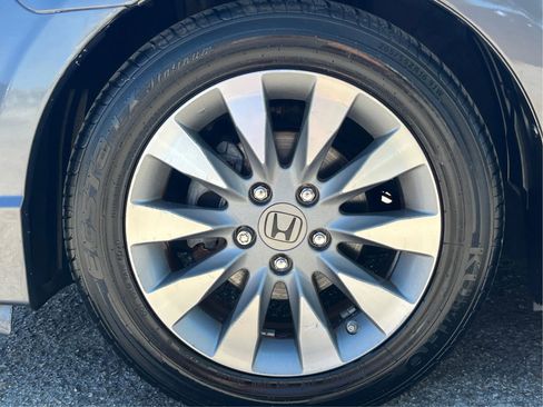 Used 2010 Honda Civic EX-L image 10