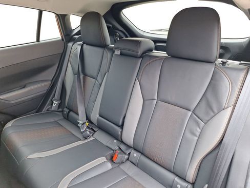 Certified 2025 Subaru Crosstrek 2.5i Limited w/ Popular Package #4A image 9