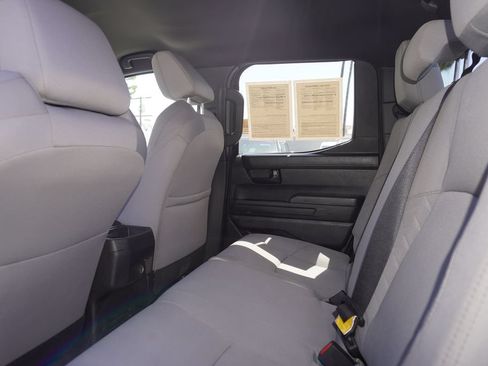 Certified 2025 Toyota Tacoma SR5 AWD/4WD image 8