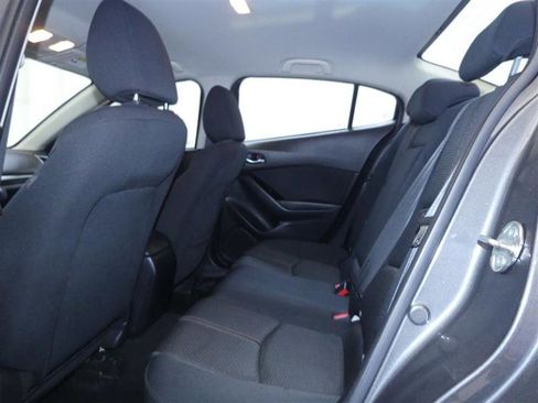 Used 2017 MAZDA MAZDA3 Sport w/ Preferred Equipment Package image 22