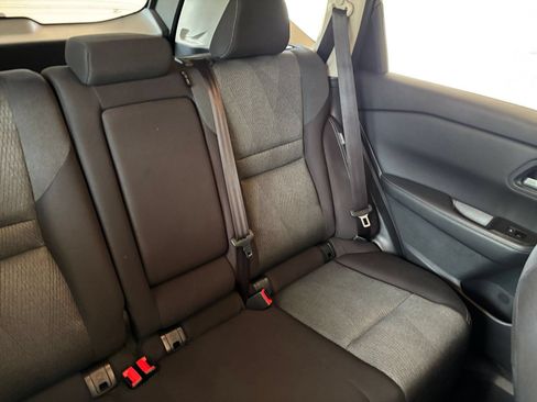 Used 2025 Nissan Rogue SV FWD image 37