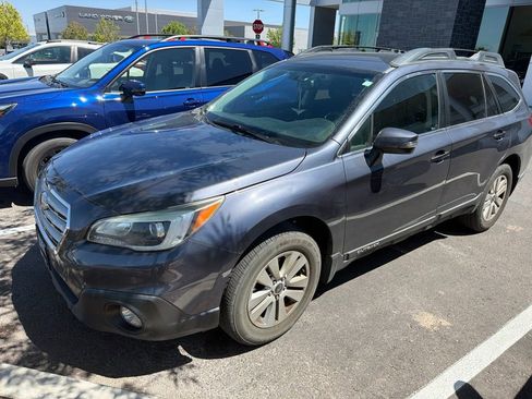 Used 2016 Subaru Outback 2.5i Premium AWD/4WD image 36