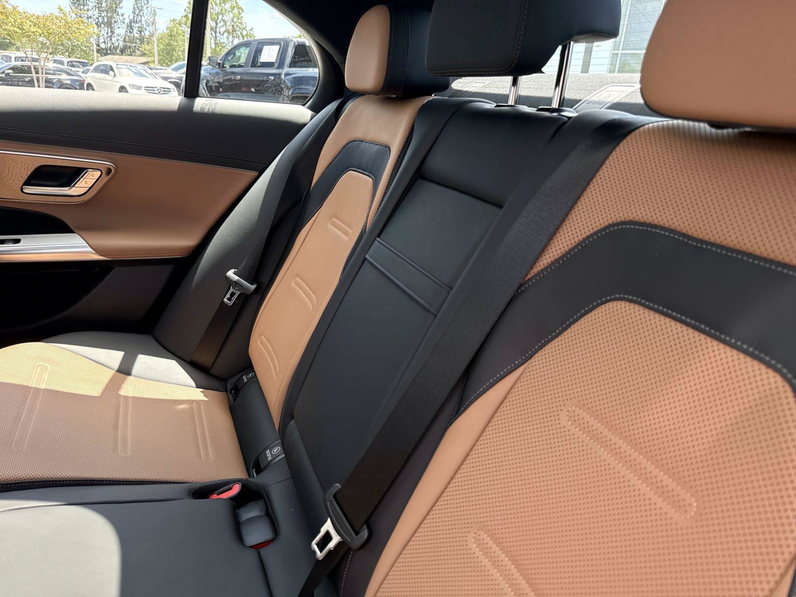 New 2027 Mercedes-Benz E 53 AMG e 4MATIC Sedan image 12