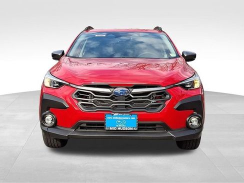 Used 2024 Subaru Crosstrek 2.0i Premium image 2