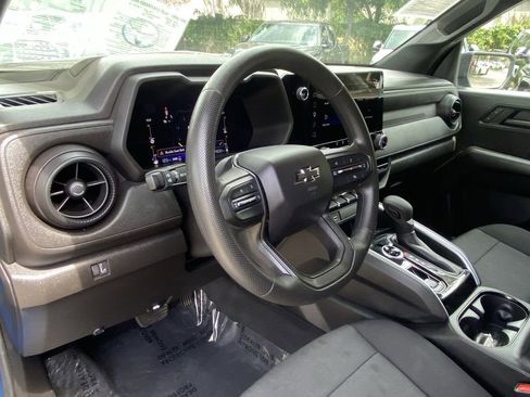 Used 2023 Chevrolet Colorado Trail Boss AWD/4WD image 20