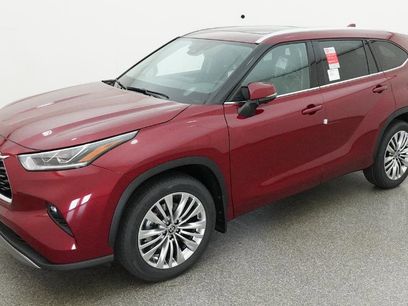 New 2026 Toyota Highlander Platinum