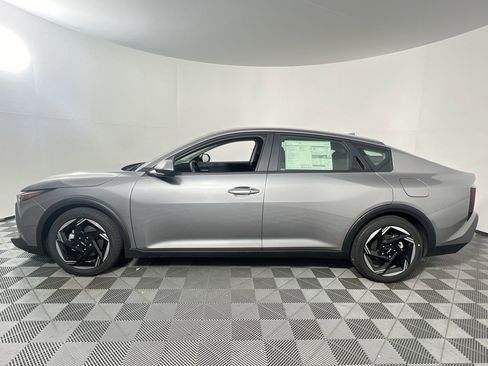 New 2025 Kia K4 EX image 8