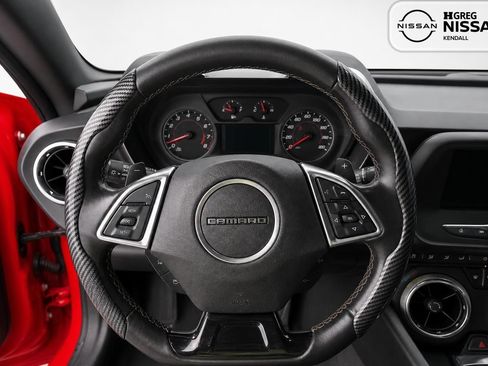 Used 2020 Chevrolet Camaro LT RWD image 9