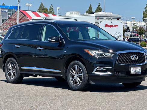 Used 2016 INFINITI QX60 Luxe w/ Premium Plus Package AWD/4WD image 5