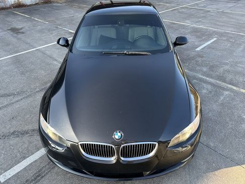Used 2009 BMW 335i Convertible w/ Premium Pkg image 10