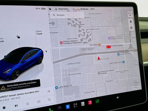 Used 2023 Tesla Model 3 Standard Range RWD image 21