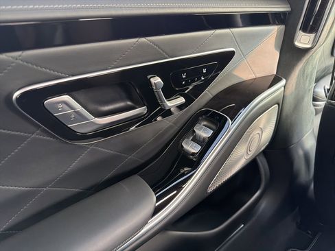 Used 2022 Mercedes-Benz S 580 4MATIC Sedan image 16