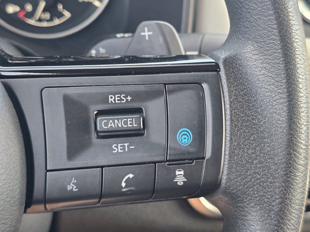 Used 2021 Nissan Rogue SV AWD/4WD image 29