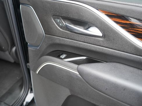 Used 2022 Cadillac Escalade Luxury image 54