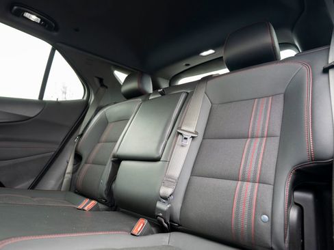 Certified 2023 Chevrolet Equinox RS image 32