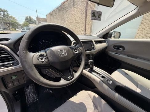 Used 2016 Honda HR-V LX image 15