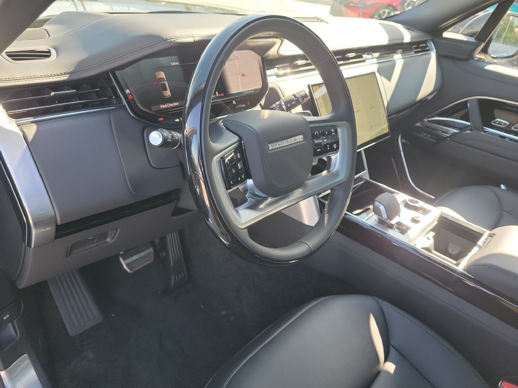 New 2027 Land Rover Range Rover Long Wheelbase Autobiography AWD/4WD image 25