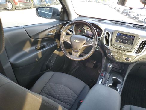 Used 2020 Chevrolet Equinox LT image 20