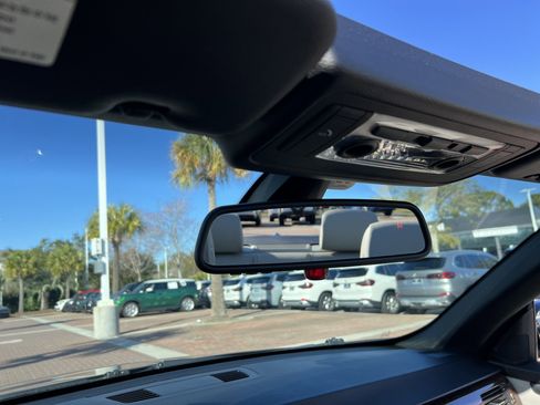 Used 2009 BMW 328i Convertible image 25