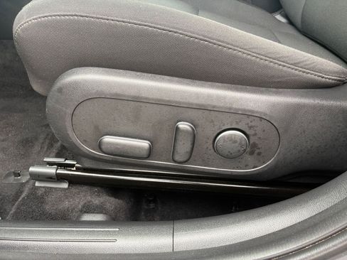 Used 2025 Hyundai Kona SEL image 22