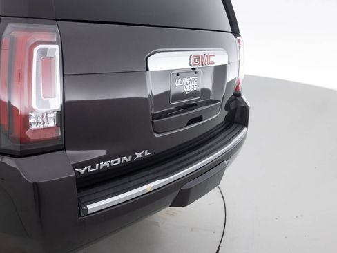 Used 2016 GMC Yukon XL Denali w/ Open Road Package image 16
