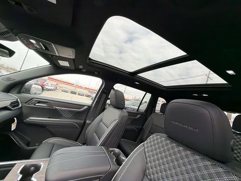 New 2026 GMC Acadia Denali w/ Super Cruise Package image 19