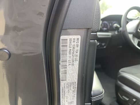 New 2025 Jeep Grand Cherokee Altitude image 43