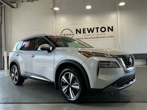 Used 2022 Nissan Rogue SL image 24